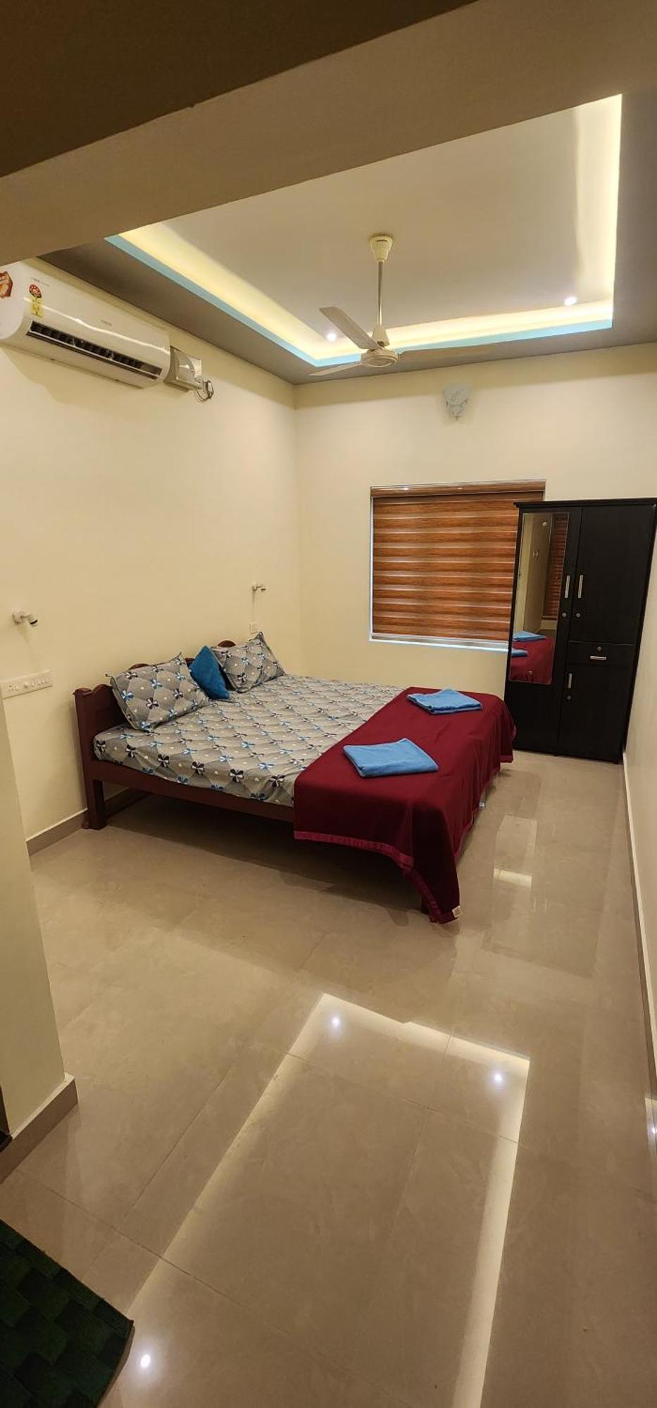 Punerjeni Homes Alappuzha Luaran gambar